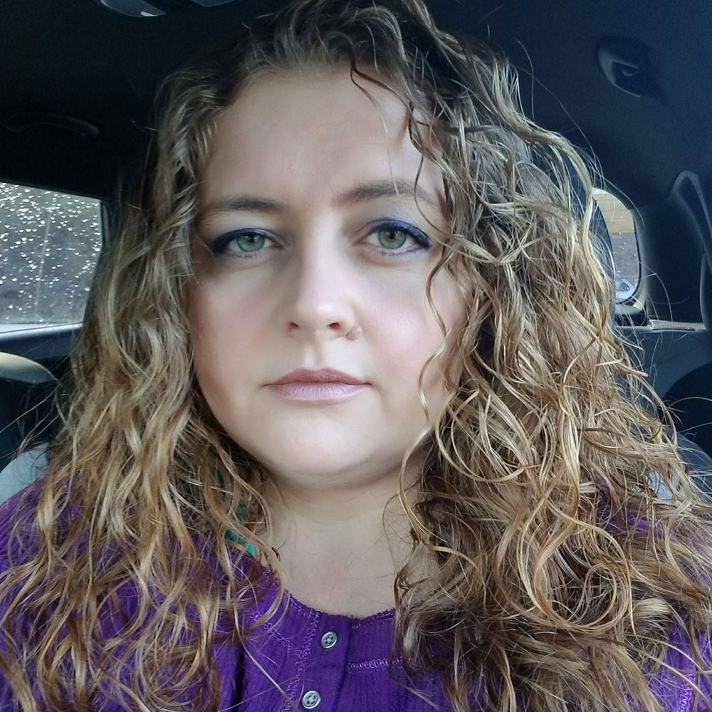 Meet your Posher, Jenn